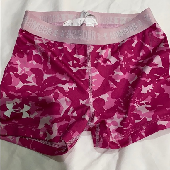 4 under Armour shorts - Picture 4 of 6